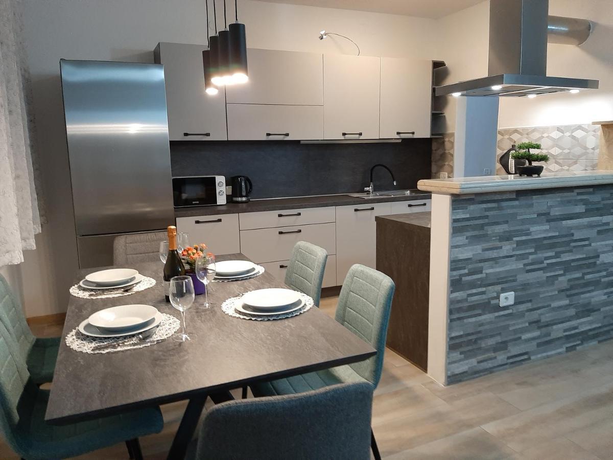 Apartma Kanal Bagian luar foto